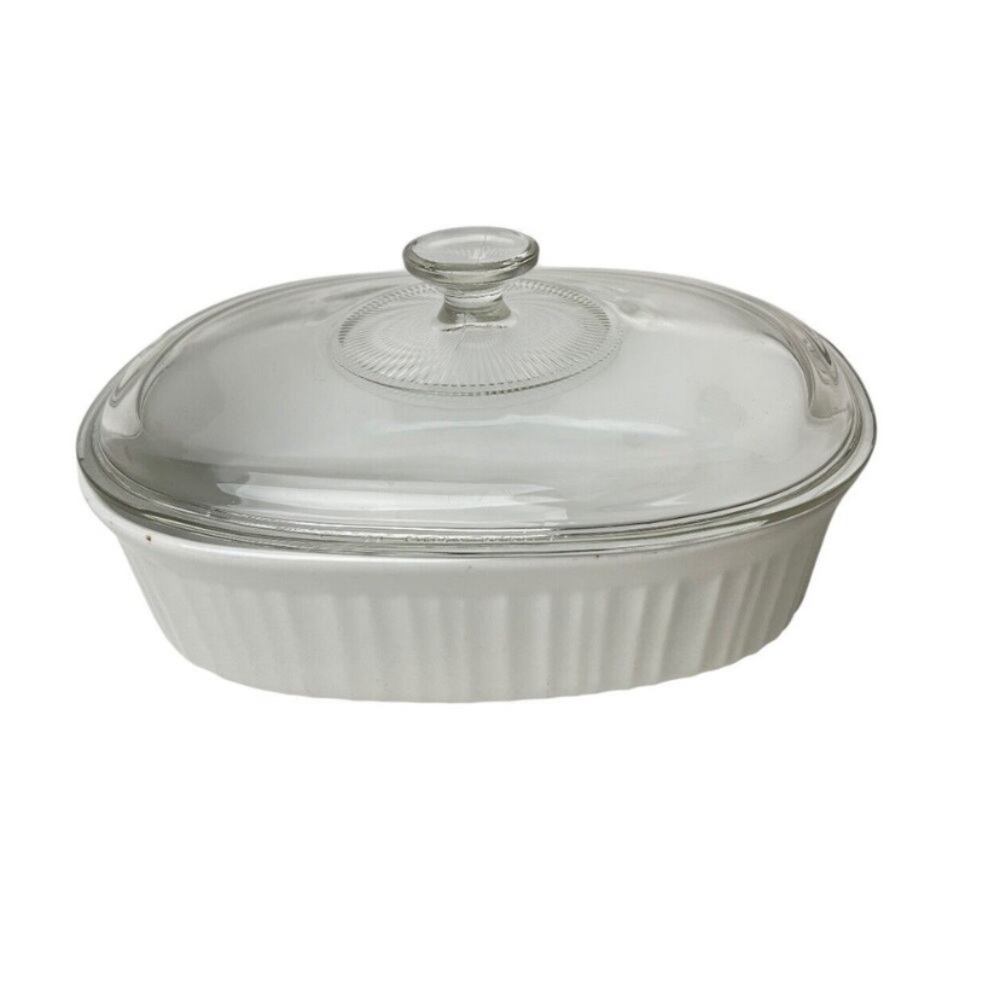 Corningware French White Stoneware 2.5 Quart Oval Baking Dish with Lid